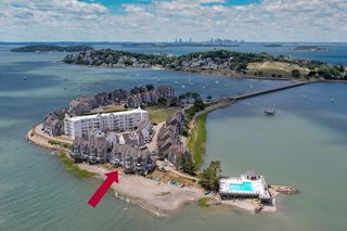 19 Marina 19, Hull, MA 02045