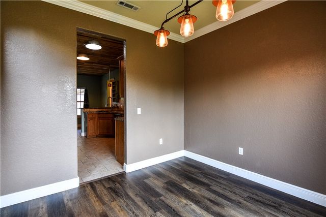 1905 Countryside Lane, Rogers, AR 72758