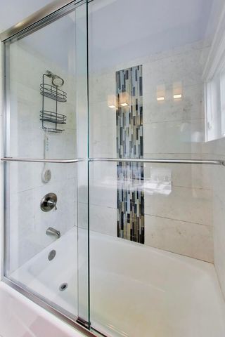 5608 N FAIRVIEW Avenue, Chicago, IL 60631