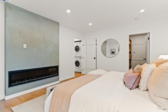 21 Fraser Ct, Walnut Creek, CA 94596