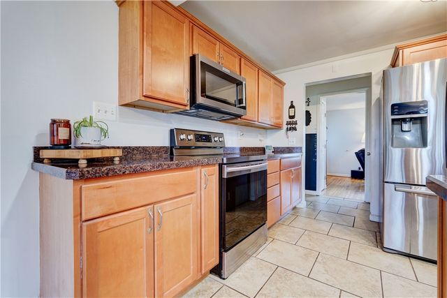 23 Barcrest Drive, Greece, NY 14416