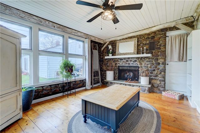 23 Barcrest Drive, Greece, NY 14416