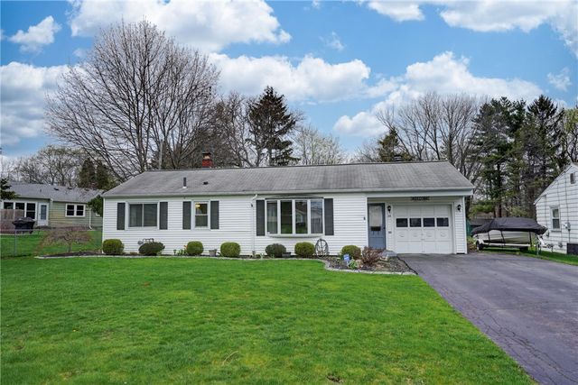 23 Barcrest Drive, Greece, NY 14416