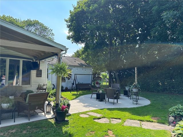 23 Barcrest Drive, Greece, NY 14416