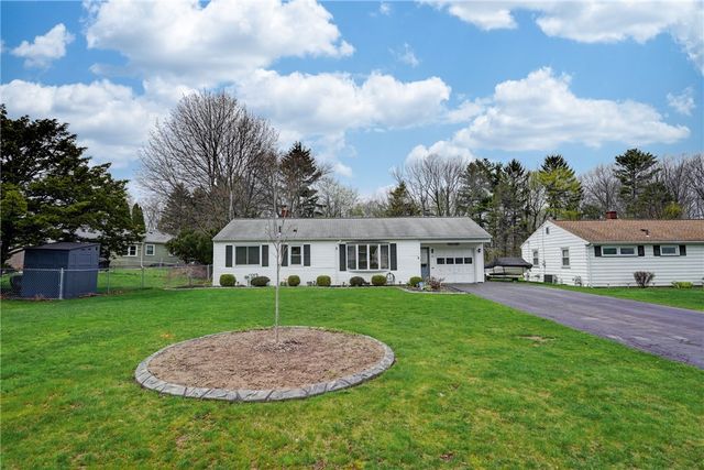 23 Barcrest Drive, Greece, NY 14416