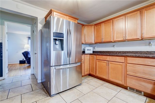 23 Barcrest Drive, Greece, NY 14416