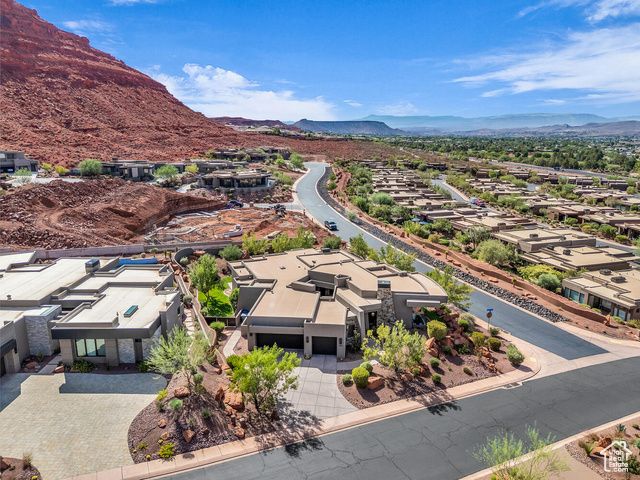 2047 W COUGAR ROCK CIR, St. George, UT 84770