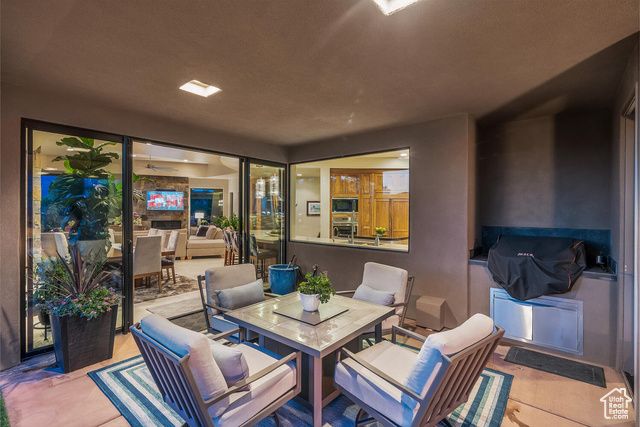 2047 W COUGAR ROCK CIR, St. George, UT 84770