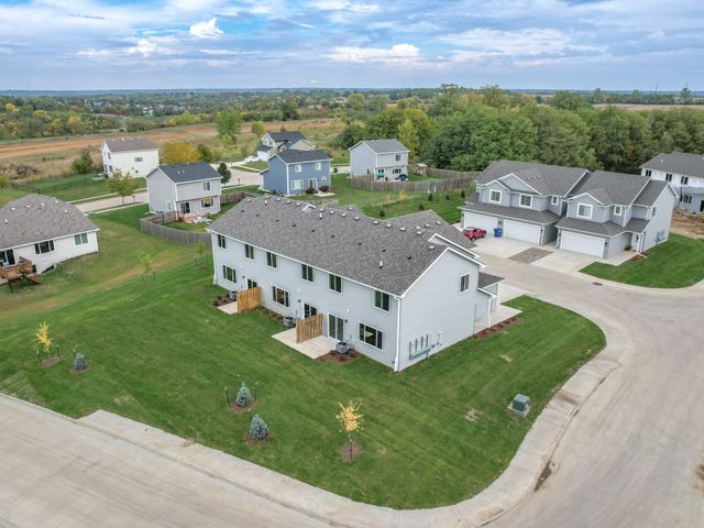 7000 Lake Ridge Avenue 2, Des Moines, IA 50320