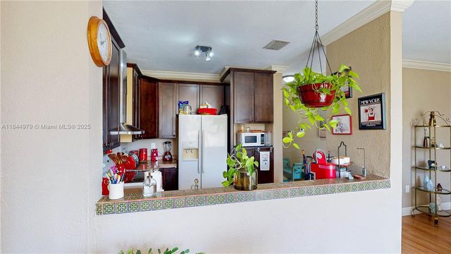 2884 SE 2nd Dr 7, Homestead, FL 33033