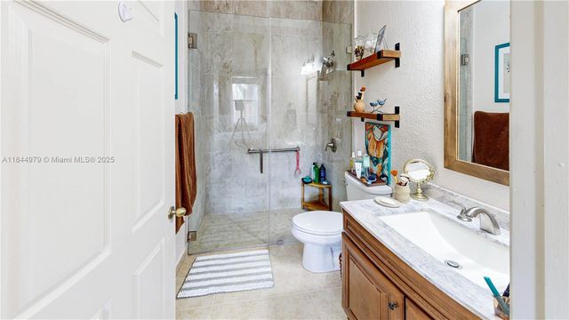 2884 SE 2nd Dr 7, Homestead, FL 33033
