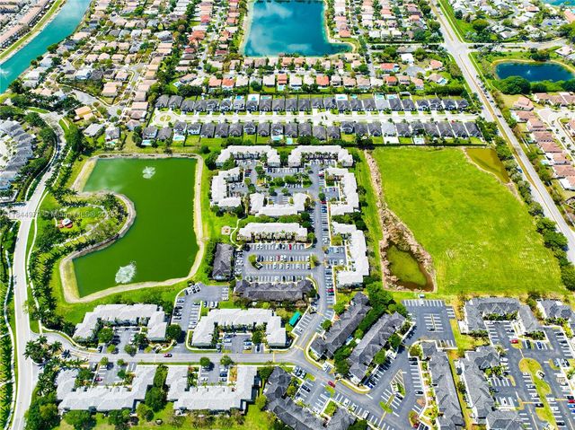 2884 SE 2nd Dr 7, Homestead, FL 33033