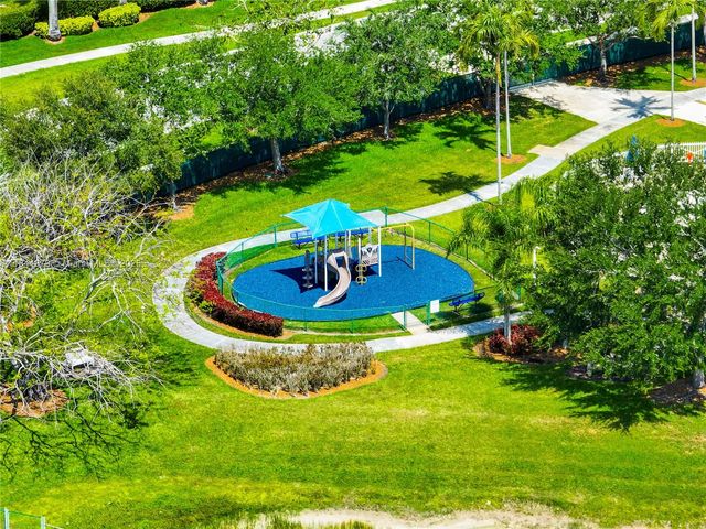 2884 SE 2nd Dr 7, Homestead, FL 33033