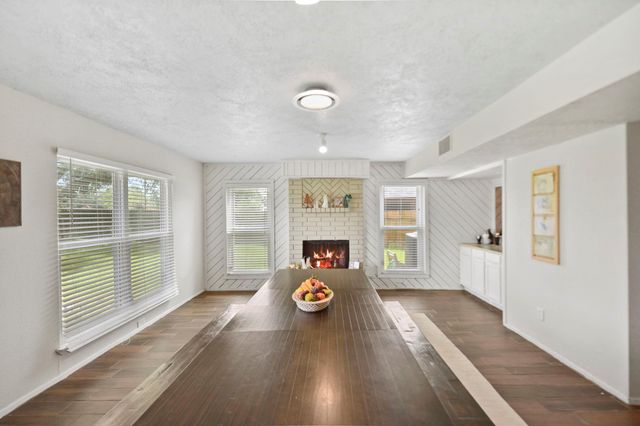 3863 Pecan Circle, La Porte, TX 77571