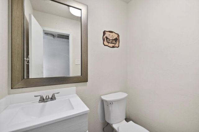 3863 Pecan Circle, La Porte, TX 77571