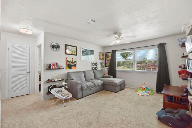 3863 Pecan Circle, La Porte, TX 77571