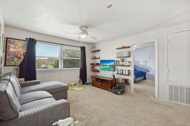 3863 Pecan Circle, La Porte, TX 77571