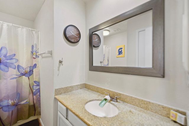 3863 Pecan Circle, La Porte, TX 77571