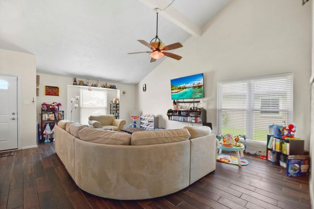 3863 Pecan Circle, La Porte, TX 77571