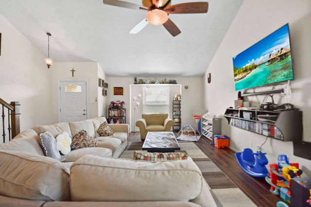 3863 Pecan Circle, La Porte, TX 77571