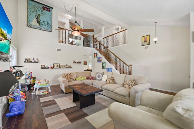 3863 Pecan Circle, La Porte, TX 77571