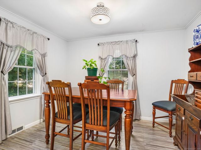 4 Senga Road, Norwalk, CT 06854