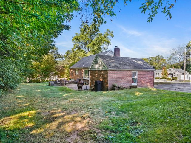 4 Senga Road, Norwalk, CT 06854