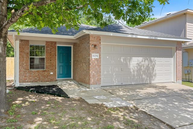 8608 Dittmar Oaks DR, Austin, TX 78748