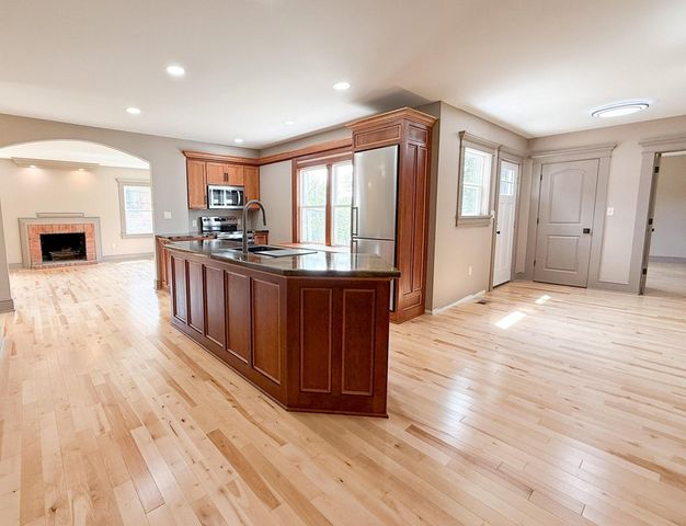 69 N Cherry Street, Mount Gilead, OH 43338