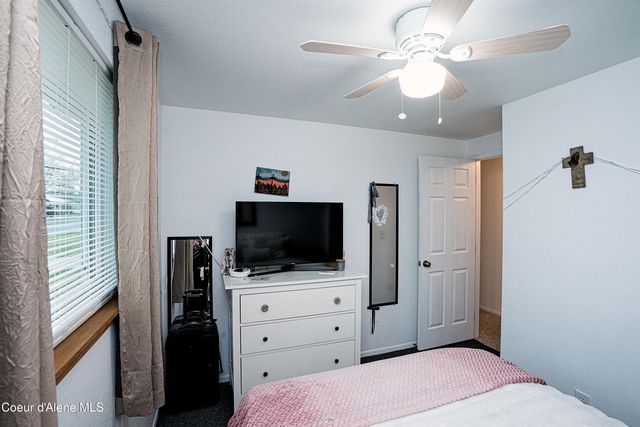 1612 E 2nd AVE, Post Falls, ID 83854