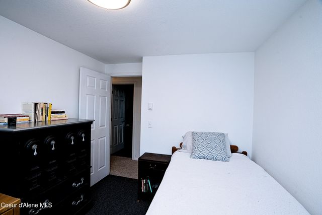 1612 E 2nd AVE, Post Falls, ID 83854