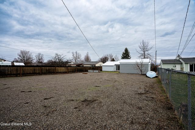 1612 E 2nd AVE, Post Falls, ID 83854