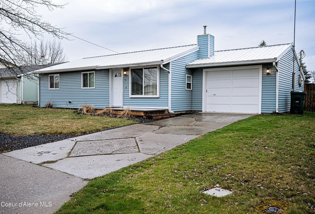 1612 E 2nd AVE, Post Falls, ID 83854