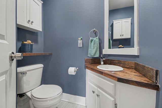 5675 Carlburt Street, West Bloomfield, MI 48322