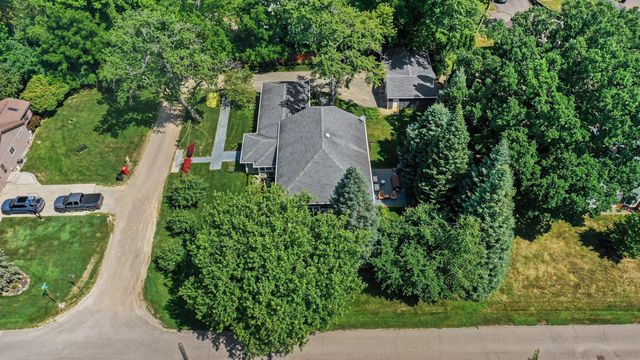 5675 Carlburt Street, West Bloomfield, MI 48322