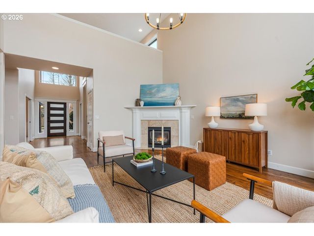 21157 Ne SHORE Dr, Fairview, OR 97024