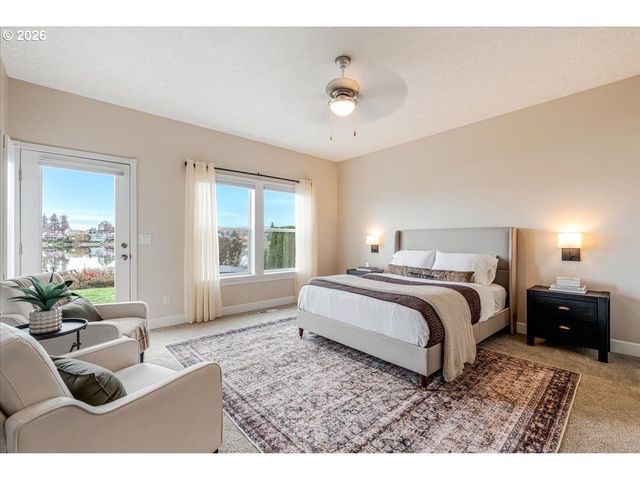 21157 Ne SHORE Dr, Fairview, OR 97024