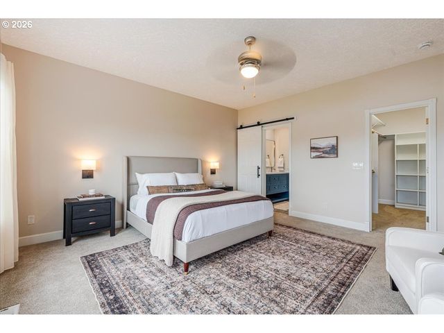 21157 Ne SHORE Dr, Fairview, OR 97024