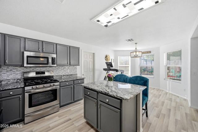 8212 E PERALTA Avenue, Mesa, AZ 85212