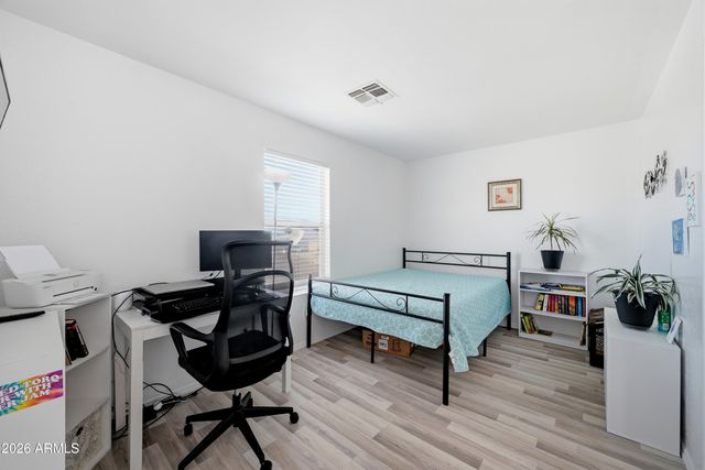 8212 E PERALTA Avenue, Mesa, AZ 85212