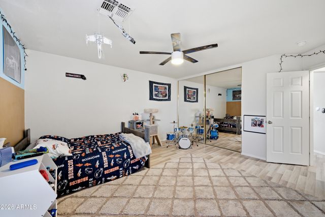 8212 E PERALTA Avenue, Mesa, AZ 85212