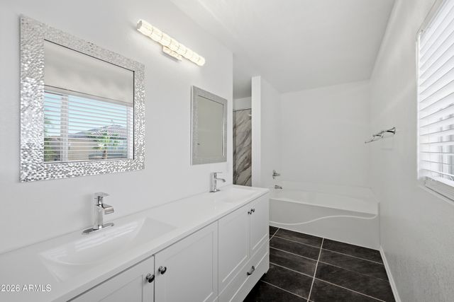 8212 E PERALTA Avenue, Mesa, AZ 85212