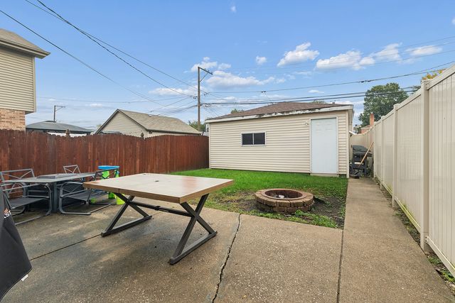 11151 S Spaulding Avenue, Chicago, IL 60655