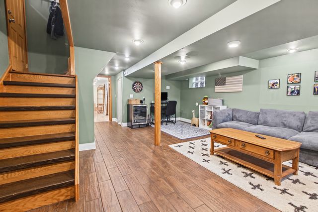 11151 S Spaulding Avenue, Chicago, IL 60655