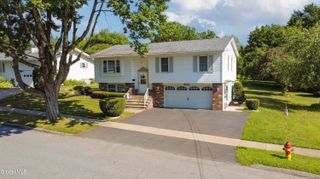 14 Elmwood Avenue, Johnstown, NY 12095