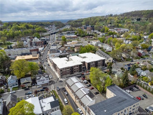 6 N Midland Avenue, Nyack, NY 10960