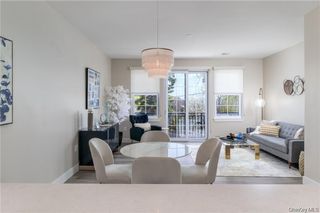 6 N Midland Avenue, Nyack, NY 10960