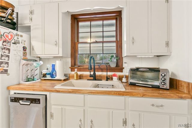 5407 Fall Creek, Northport, AL 35473