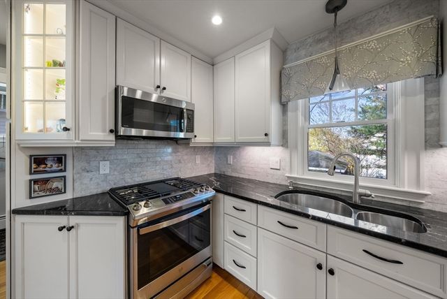 94 Grafton Ave, Milton, MA 02186
