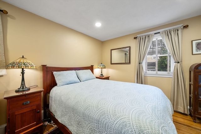 94 Grafton Ave, Milton, MA 02186